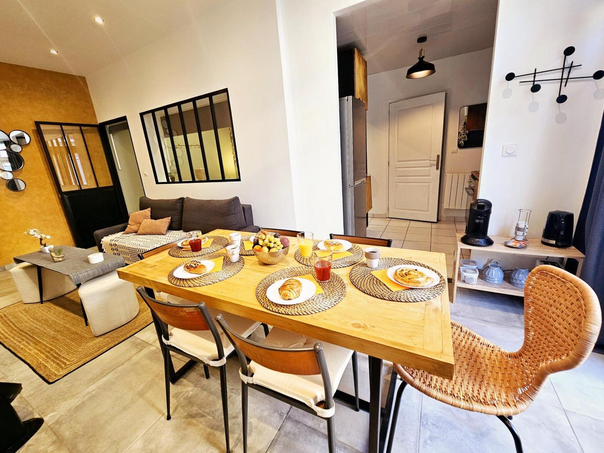 Refuge Urbain - Ideal Pro, Familles & Amis - Le Calme En Hypercentre - Wifi Haut Debit - Netflix - Machine A Laver - Gare, Cathedrale, Commerces, Restaurants & Transports En Commun A Moins De 10 Minutes A Pied Remeš Exteriér fotografie